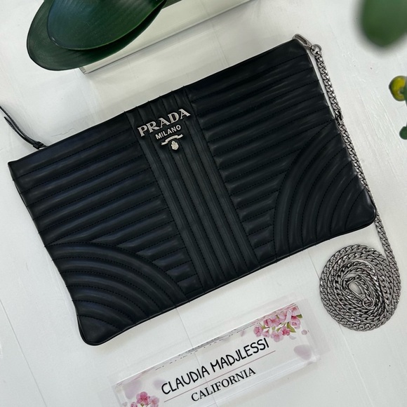 CHEVRON PRADA 2 WAY BAG -LARGE CLUTCH / CROSSBODY - Picture 2 of 16